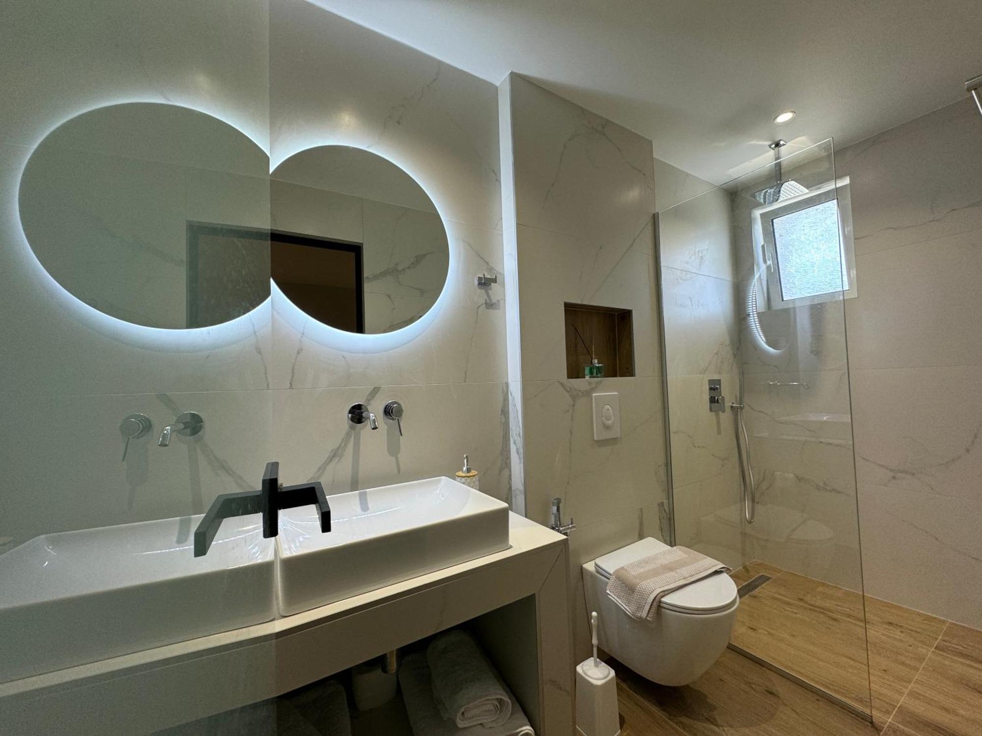 Ion Rooms Himare Exterior foto