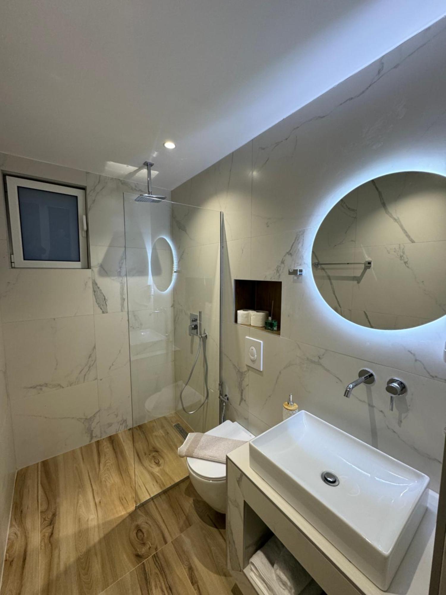 Ion Rooms Himare Exterior foto