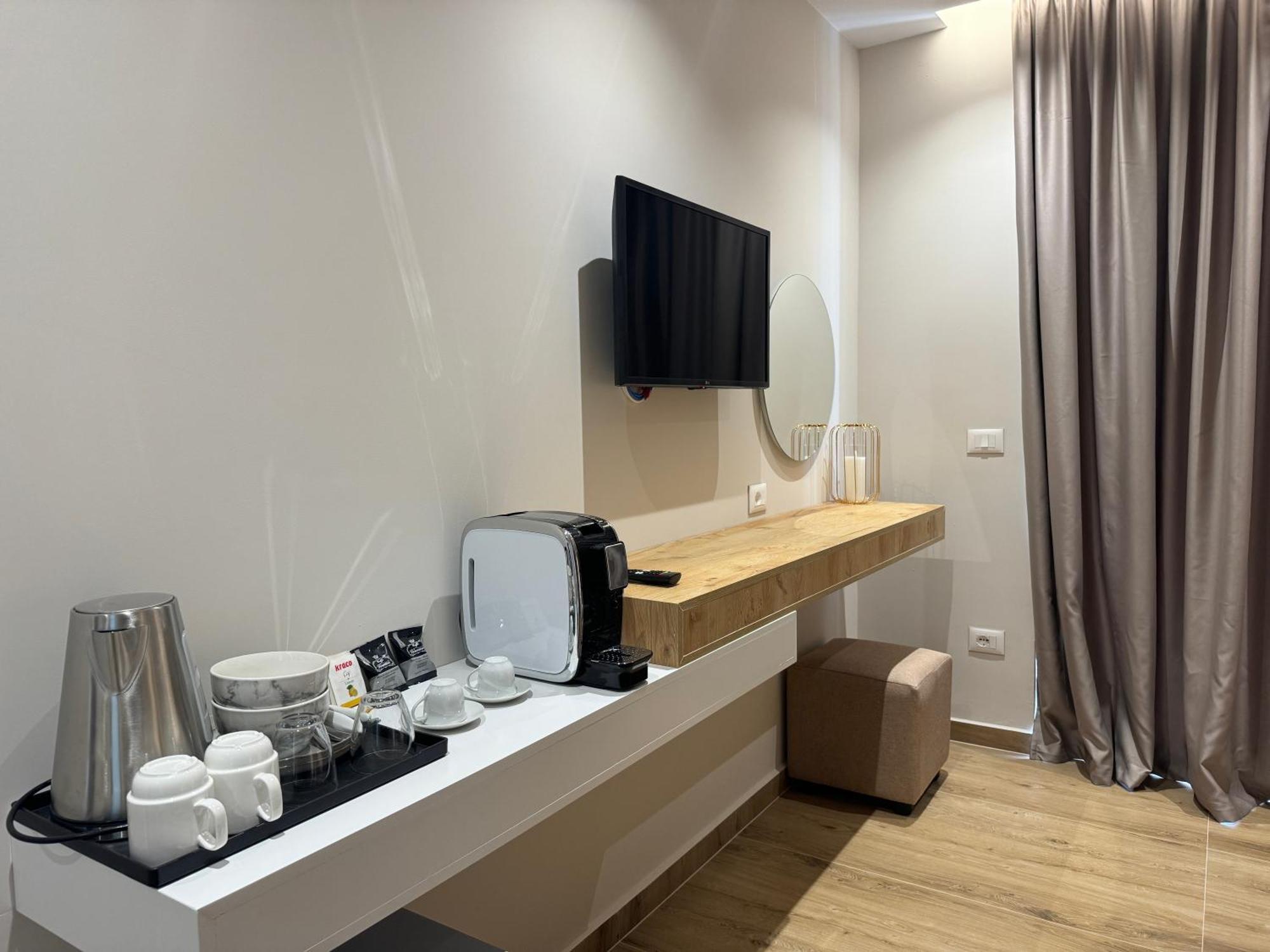 Ion Rooms Himare Exterior foto