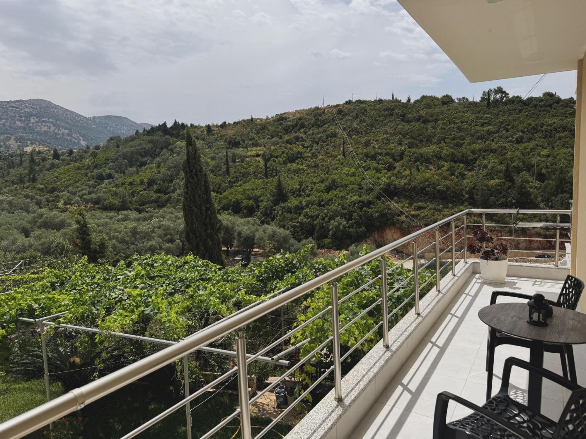 Ion Rooms Himare Exterior foto