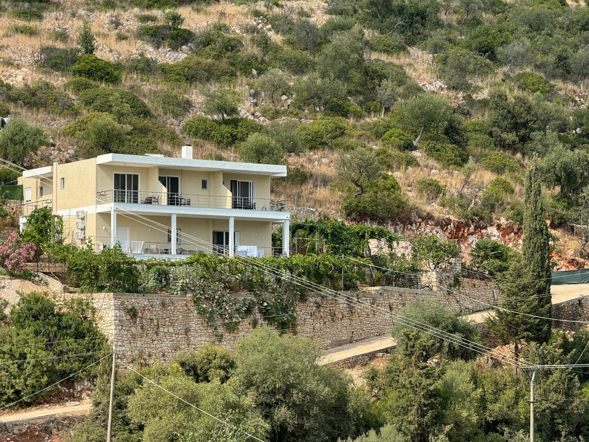 Ion Rooms Himare Exterior foto